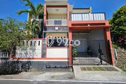 Hunian Cantik Minimalis Lb 250m2 di Semarang Barat, Semarang Hunian Cantik Minimalis Lb 250m2 di Semarang Barat, Semarang