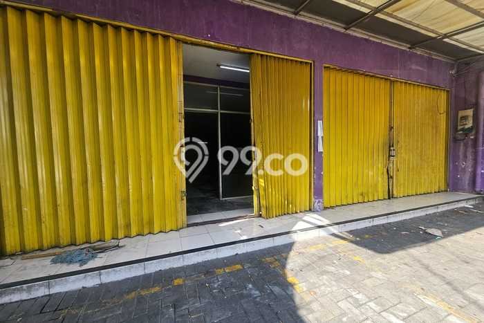 Disewakan Ruko komersial di Semarang Barat luas bangunan 190m2 Disewakan Ruko komersial di Semarang Barat luas bangunan 190m2
