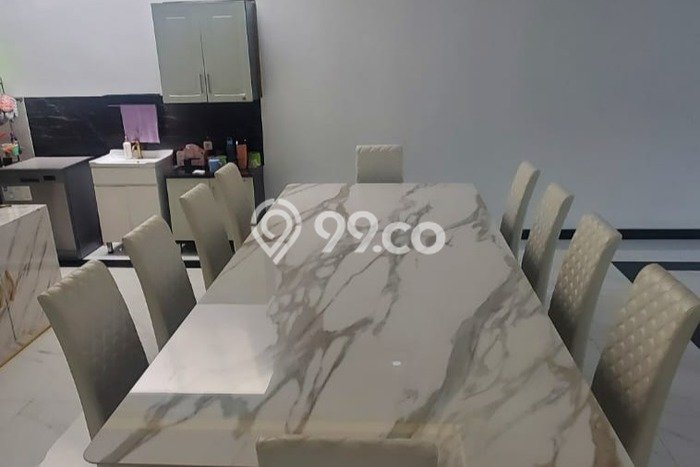 Jual Rumah Mewah Megah Dengan View Cantik di Pegadungan, Jakarta Barat Jual Rumah Mewah Megah Dengan View Cantik di Pegadungan, Jakarta Barat