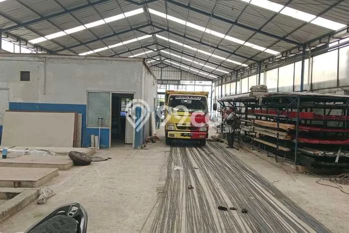 Gudang Komersial Disewakan di Pamulang Tangerang Selatan Luas 800m2 Gudang Komersial Disewakan di Pamulang Tangerang Selatan Luas 800m2