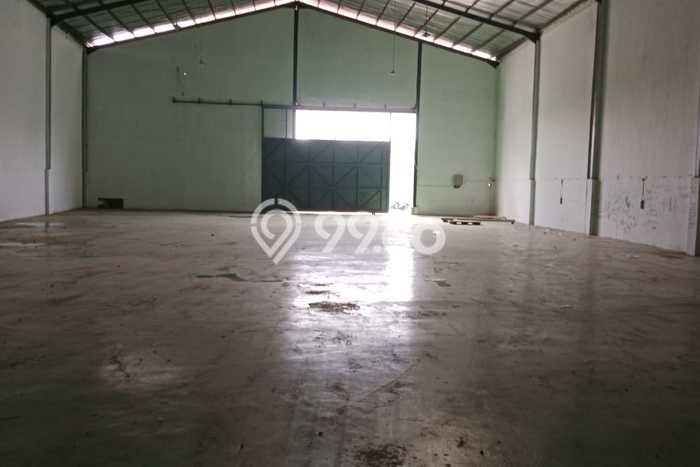 Unit Gudang Disewa Lokasi Cipondoh, Tangerang Spesifikasi Luas Bangunan 1000m2 Unit Gudang Disewa Lokasi Cipondoh, Tangerang Spesifikasi Luas Bangunan 1000m2