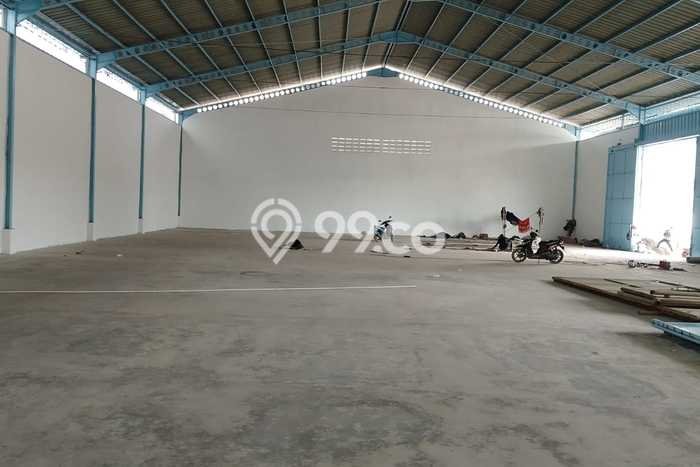Gudang disewakan lokasi strategis Cipondoh Tangerang 1000m2 Gudang disewakan lokasi strategis Cipondoh Tangerang 1000m2