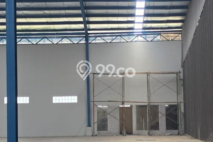 Disewakan Gudang di Kawasan Ramai Jatake Luas 7300m2 Disewakan Gudang di Kawasan Ramai Jatake Luas 7300m2