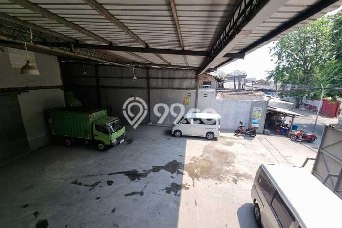 Gudang Disewa di Jakarta Barat dengan LB 1500m2 Area Komersial Ramai Gudang Disewa di Jakarta Barat dengan LB 1500m2 Area Komersial Ramai