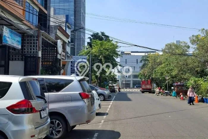Unit Ruko Dijual di Jakarta Utara LT 147m2 & LB 520m2 Unit Ruko Dijual di Jakarta Utara LT 147m2 & LB 520m2