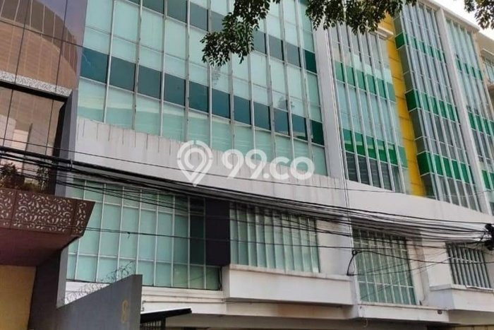 Unit Ruko disewakan di Tanah Abang Jakarta Pusat dengan LT 200m2 / LB 750m2 Unit Ruko disewakan di Tanah Abang Jakarta Pusat dengan LT 200m2 / LB 750m2