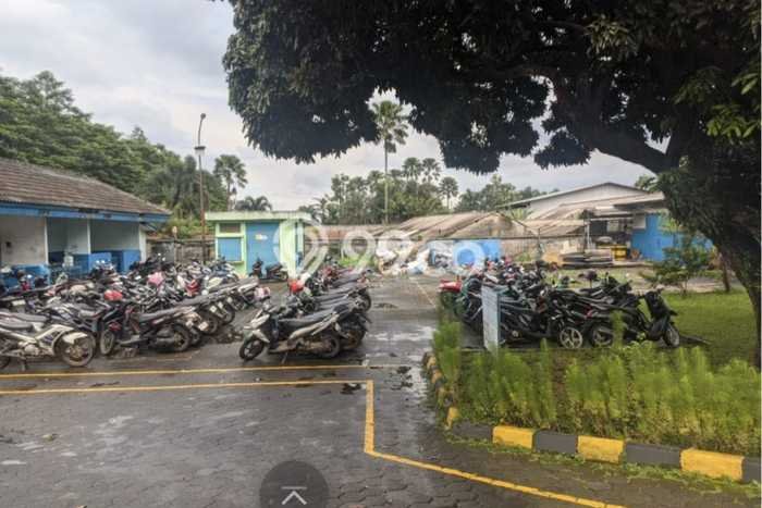 Unit Pabrik Dijual di Citeureup Bogor Luas Tanah 6972m2, Luas Bangunan 3547m2 Unit Pabrik Dijual di Citeureup Bogor Luas Tanah 6972m2, Luas Bangunan 3547m2