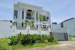 Rumah Area Strategis di Sentul, Bogor, Luas 420m2m² Bangunan 550m2m² Rumah Area Strategis di Sentul, Bogor, Luas 420m2m² Bangunan 550m2m²