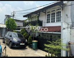 Rumah Luxury Modern Tanpa Renovasi di Pondok Labu Jakarta Selatan Rumah Luxury Modern Tanpa Renovasi di Pondok Labu Jakarta Selatan