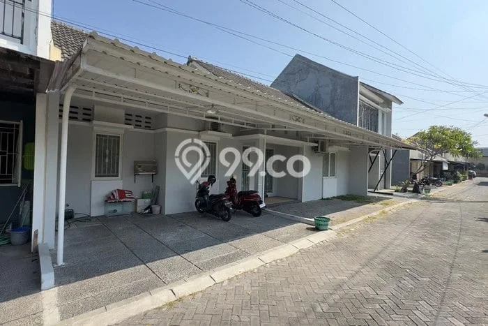 Dijual Hunian Rumah Nyaman 4 Kamar di Gentan, Sukoharjo Dijual Hunian Rumah Nyaman 4 Kamar di Gentan, Sukoharjo