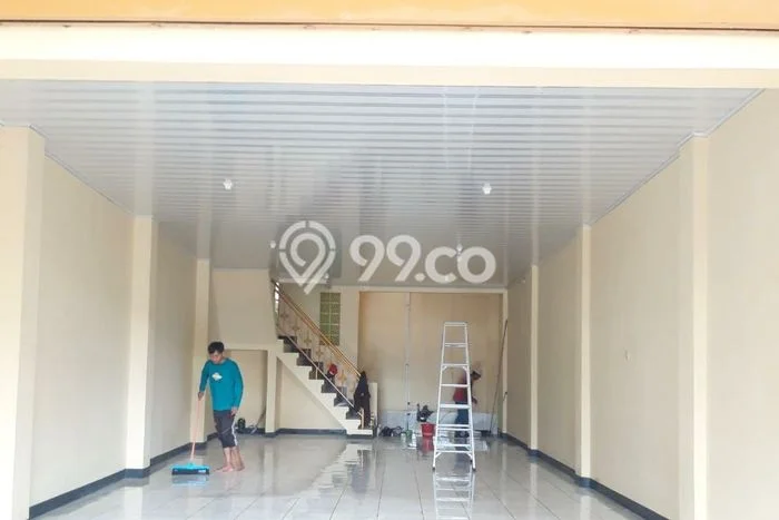 AREA KOMERSIAL! Ruko For Rent di Solo Baru, Luas 160m², Jalan Strategis, Siap Operasi AREA KOMERSIAL! Ruko For Rent di Solo Baru, Luas 160m², Jalan Strategis, Siap Operasi