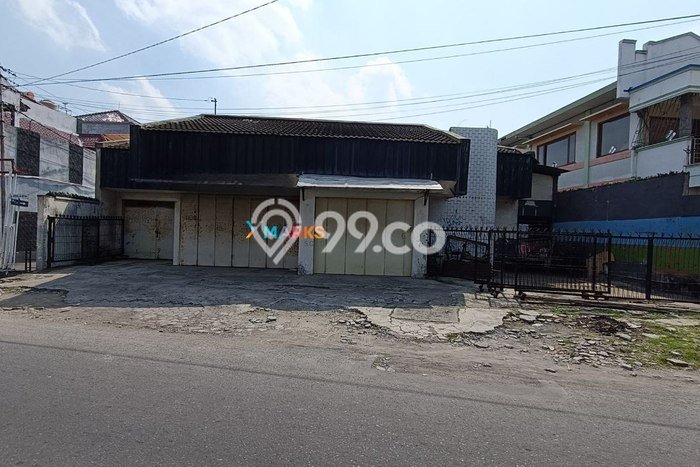 Untuk Disewa Komersial di Banjarsari Solo LT 241m2, LB 200m2 Untuk Disewa Komersial di Banjarsari Solo LT 241m2, LB 200m2