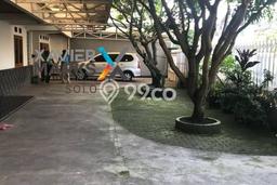 Rumah Mewah Siap Huni LT 575m2 di Mangkubumen, Solo Rumah Mewah Siap Huni LT 575m2 di Mangkubumen, Solo