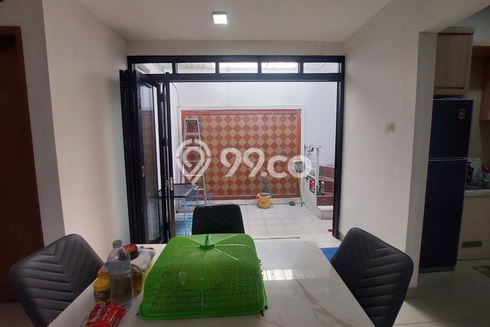 Rumah Modern Cantik 3 Kamar Bisa Langsung Pindah di Laweyan Rumah Modern Cantik 3 Kamar Bisa Langsung Pindah di Laweyan