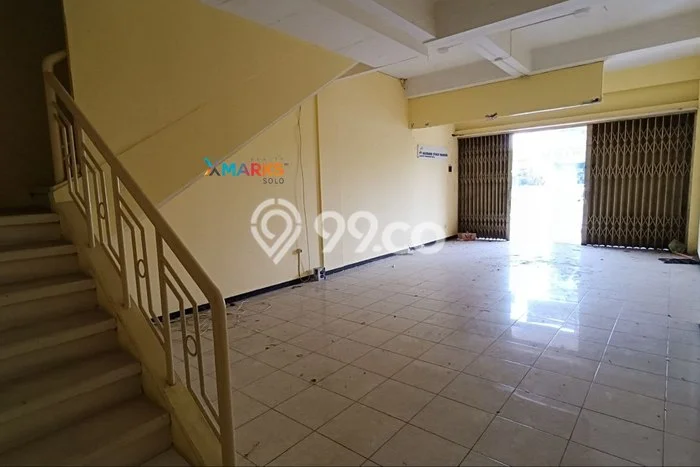 Disewakan Ruko di Solo Baru, Luas 120m², Kawasan Berkembang Disewakan Ruko di Solo Baru, Luas 120m², Kawasan Berkembang