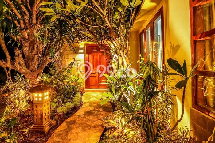 Vila Terawat Kawasan Jimbaran, Ukuran 250m², Lingkungan Tenang dan nyaman Vila Terawat Kawasan Jimbaran, Ukuran 250m², Lingkungan Tenang dan nyaman