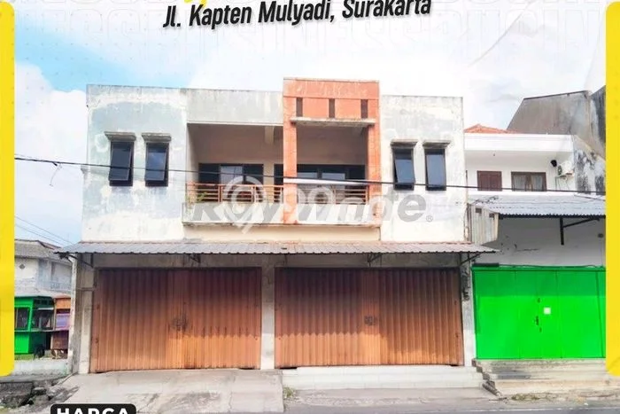 Unit Ruko Paling Strategis di Pasar Kliwon Surakarta dengan LB 450m2 Unit Ruko Paling Strategis di Pasar Kliwon Surakarta dengan LB 450m2