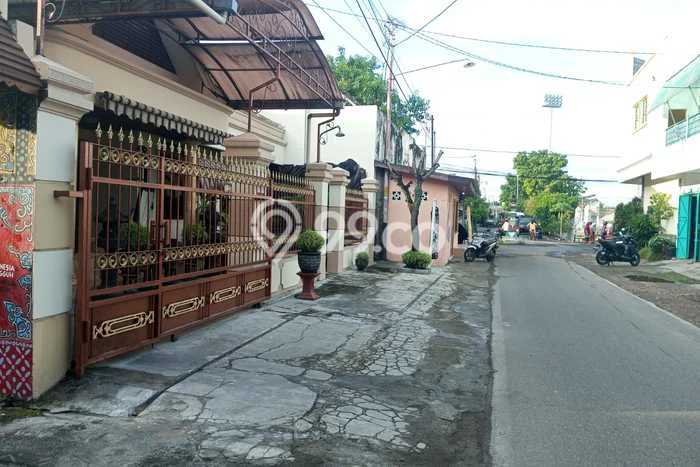 Dijual Hunian Mewah dengan Fasilitas Sekitar Komplit di Laweyan, Surakarta Dijual Hunian Mewah dengan Fasilitas Sekitar Komplit di Laweyan, Surakarta