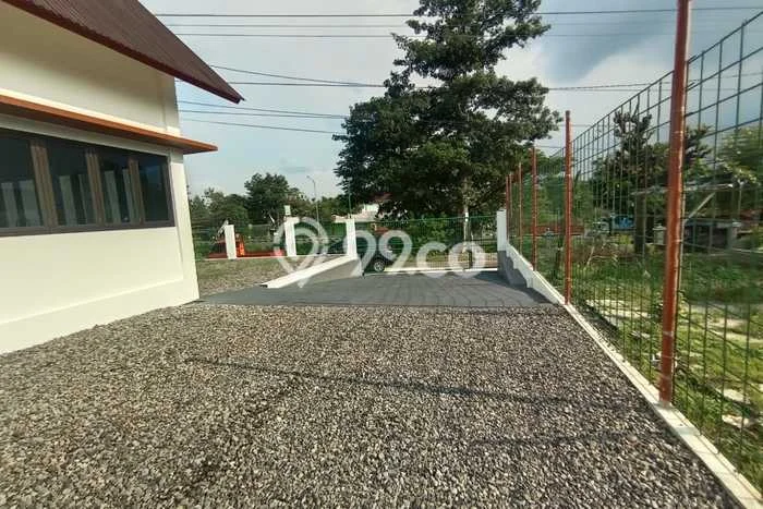 Komersial disewakan lokasi strategis Jebres Surakarta 500m2 Komersial disewakan lokasi strategis Jebres Surakarta 500m2