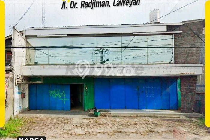 Ruko disewakan di Laweyan Surakarta dengan luas bangunan 260m2 Ruko disewakan di Laweyan Surakarta dengan luas bangunan 260m2