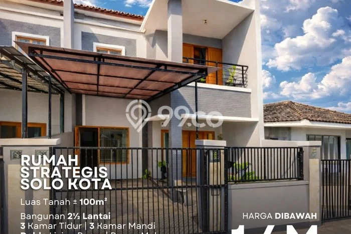 Jual Rumah Bagus Siap Huni LB 160m2 di Banjarsari, Surakarta Jual Rumah Bagus Siap Huni LB 160m2 di Banjarsari, Surakarta