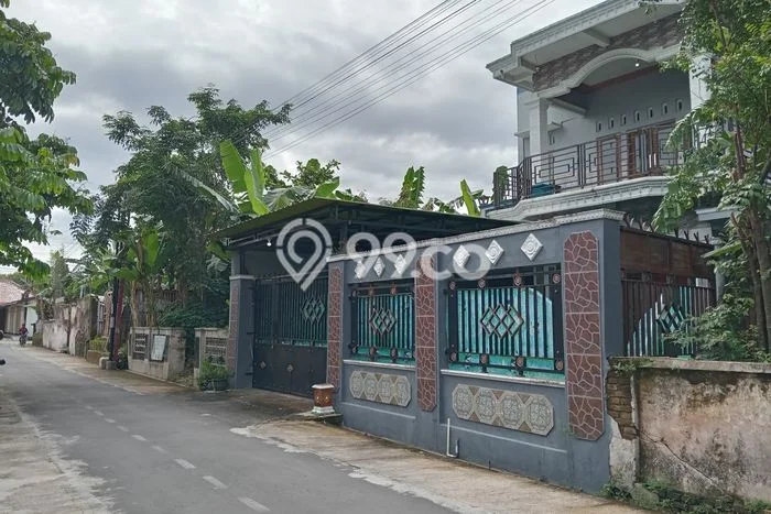 Rumah Modern Minimalis 8 Kamar Siap Huni di Baki Rumah Modern Minimalis 8 Kamar Siap Huni di Baki