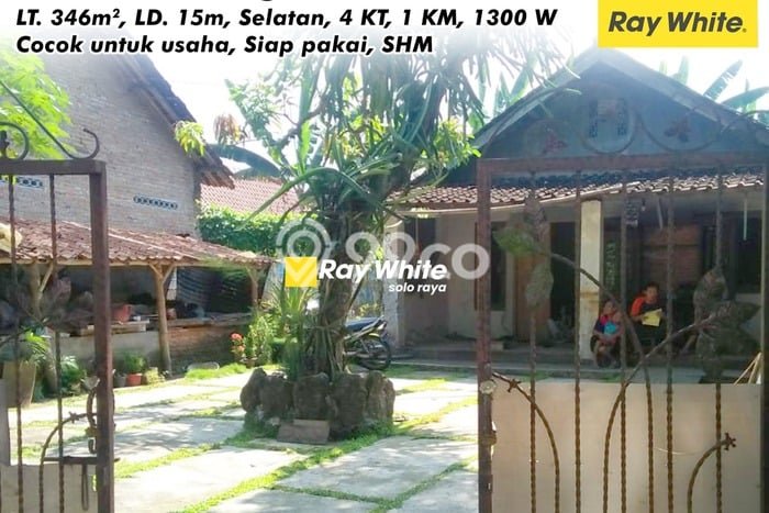 For Sale Rumah 4 Kamar Lokasi Strategis Nyaman dan Strategis di Grogol For Sale Rumah 4 Kamar Lokasi Strategis Nyaman dan Strategis di Grogol
