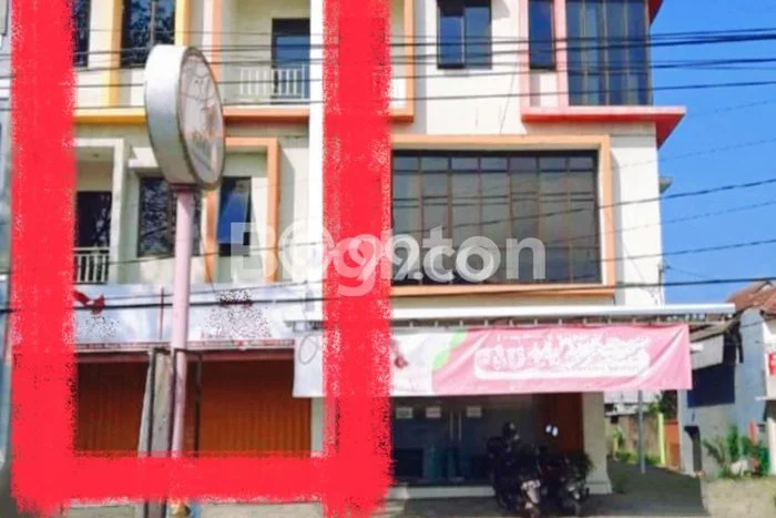 Ruko untuk disewa di Karanganyar punya LT 82m2 & LB 250m2 harga sewa kompetitif Ruko untuk disewa di Karanganyar punya LT 82m2 & LB 250m2 harga sewa kompetitif