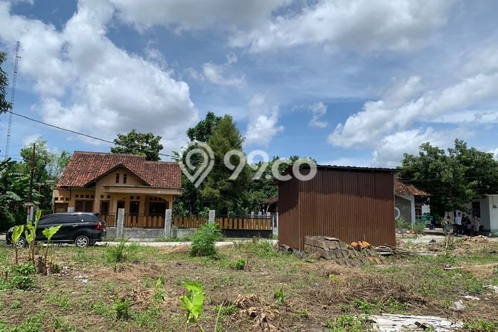 HARGA TERBAIK! Tanah di Banguntapan, Luas 101m², Akses Strategis, Area Potensial HARGA TERBAIK! Tanah di Banguntapan, Luas 101m², Akses Strategis, Area Potensial