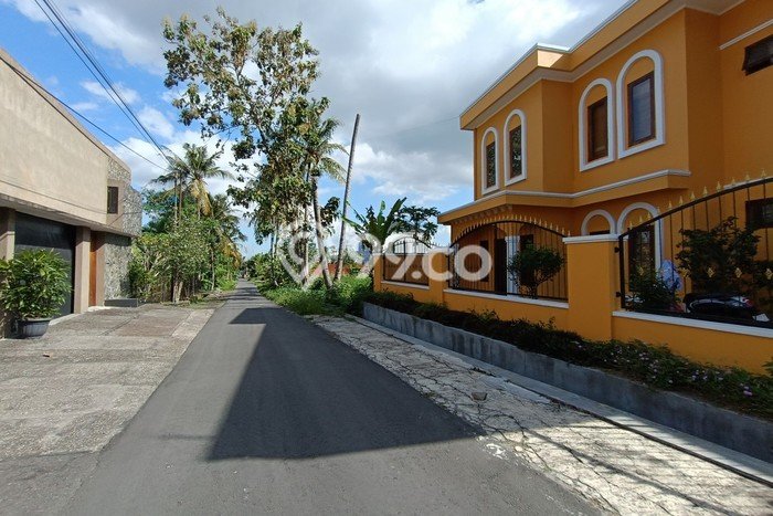 HARGA MENARIK! Tanah Kawasan Ngaglik, Luas 126m², Area Nyaman, Bebas Longsor HARGA MENARIK! Tanah Kawasan Ngaglik, Luas 126m², Area Nyaman, Bebas Longsor