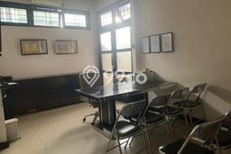 Hunian Mewah LB 242m2 Siap Pakai Desain Elegan di Sektor 9-Bintaro, Tangerang Selatan Hunian Mewah LB 242m2 Siap Pakai Desain Elegan di Sektor 9-Bintaro, Tangerang Selatan