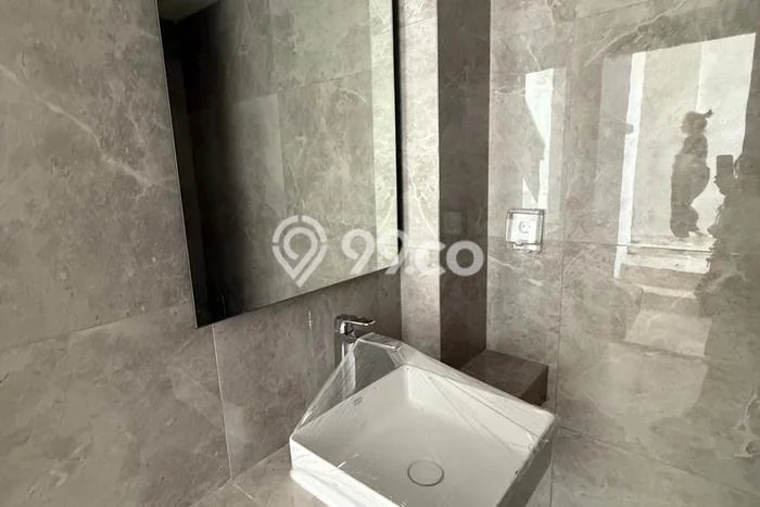 Untuk Disewa Ruko di BSD Tangerang Selatan LT 124m2, LB 190m2 Untuk Disewa Ruko di BSD Tangerang Selatan LT 124m2, LB 190m2
