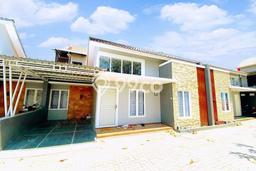 HOT DEAL! Rumah Premium di Jebres, Solo, LT 82m² LB 50m² HOT DEAL! Rumah Premium di Jebres, Solo, LT 82m² LB 50m²