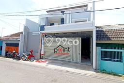 Rumah Lingkungan Asri kawasan Jebres, Solo, Luas 215m² Bangunan 300m² Rumah Lingkungan Asri kawasan Jebres, Solo, Luas 215m² Bangunan 300m²