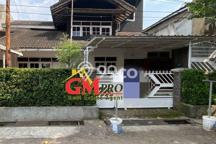 Dijual Rumah Luas Elegan Dengan View Cantik di Buah Batu, Bandung Dijual Rumah Luas Elegan Dengan View Cantik di Buah Batu, Bandung