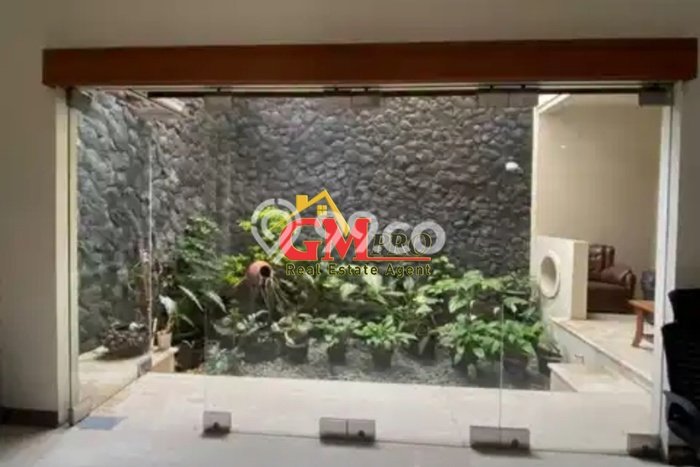 Rumah Luxury Modern Siap Huni di Buah Batu Bandung Rumah Luxury Modern Siap Huni di Buah Batu Bandung