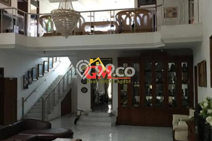 Hunian Mewah LB 370m2 Siap Huni Desain Elegan di Buah Batu, Bandung Hunian Mewah LB 370m2 Siap Huni Desain Elegan di Buah Batu, Bandung