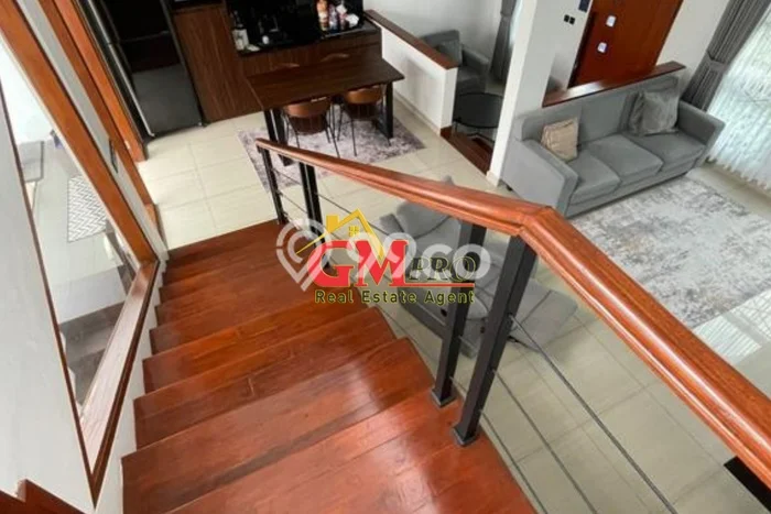 Rumah Elit LB 140m2 Siap Pakai Desain Elegan di Setra Duta, Bandung Rumah Elit LB 140m2 Siap Pakai Desain Elegan di Setra Duta, Bandung