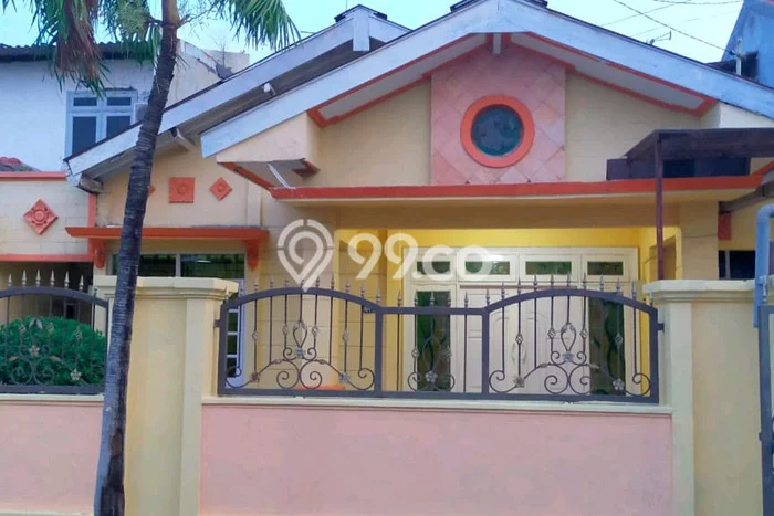 Rumah area Sidoarjo, 2 KM, Konsep Minimalis, Luas 165m2m² LB 165m2m² Rumah area Sidoarjo, 2 KM, Konsep Minimalis, Luas 165m2m² LB 165m2m²