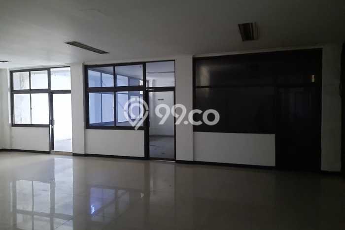 Ruko Dijual di Prime Area Surabaya Luas 672m2 Ruko Dijual di Prime Area Surabaya Luas 672m2
