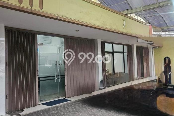 Area Ramai! Ruko Dijual di Sawahan untuk Bisnis Luas Bangunan 507m2 Area Ramai! Ruko Dijual di Sawahan untuk Bisnis Luas Bangunan 507m2