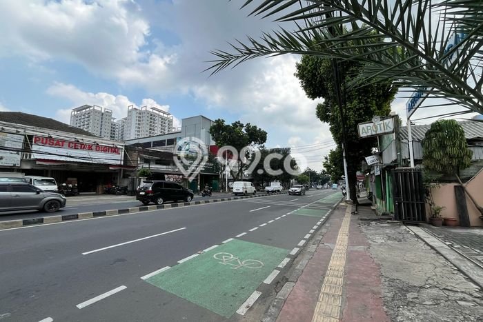 Unit Komersial Dijual di Jakarta Timur LT 1124m2 & LB 1124m2 Unit Komersial Dijual di Jakarta Timur LT 1124m2 & LB 1124m2