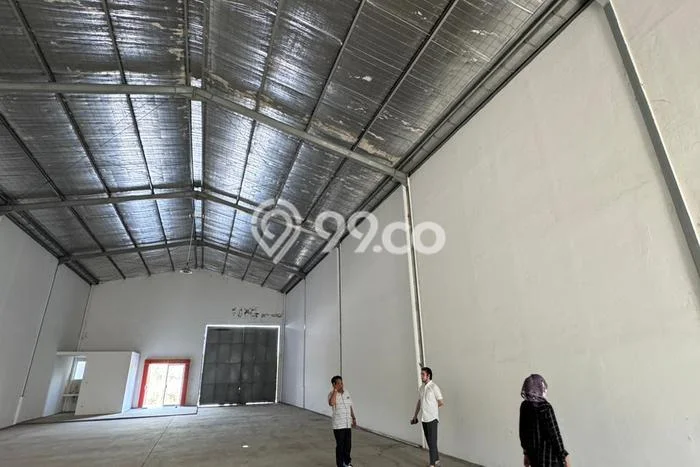 Disewakan Gudang komersial di Karawang Timur luas bangunan 360m2 Disewakan Gudang komersial di Karawang Timur luas bangunan 360m2