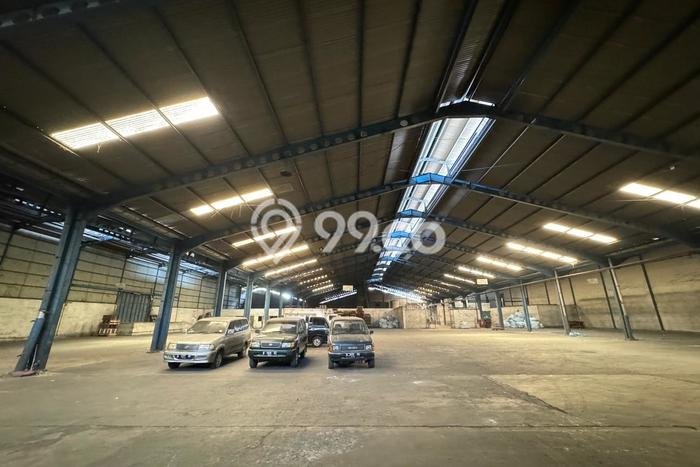 Gudang bagus disewakan di Karawaci Tangerang dengan LB 4820m2 harga sewa terbaik Gudang bagus disewakan di Karawaci Tangerang dengan LB 4820m2 harga sewa terbaik