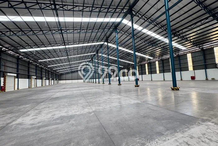 Gudang Komersial Disewakan di Cakung Jakarta Timur Luas 10560m2 Gudang Komersial Disewakan di Cakung Jakarta Timur Luas 10560m2