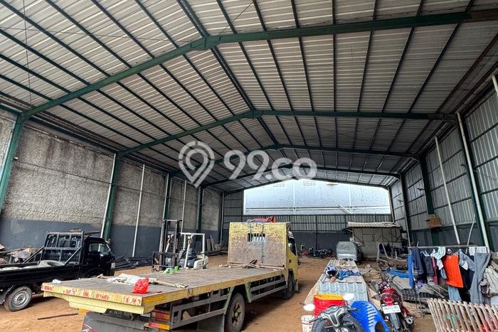 Unit Gudang Dijual di Cipondoh Tangerang 800m2 Unit Gudang Dijual di Cipondoh Tangerang 800m2