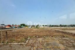Tanah Disewakan Lokasi Bekasi Seluas 95000m2 Strategis dan Aman Tanah Disewakan Lokasi Bekasi Seluas 95000m2 Strategis dan Aman