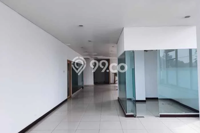 Ruko untuk Disewa di Pusat Tangerang Luas Bangunan 180m2 Ruko untuk Disewa di Pusat Tangerang Luas Bangunan 180m2
