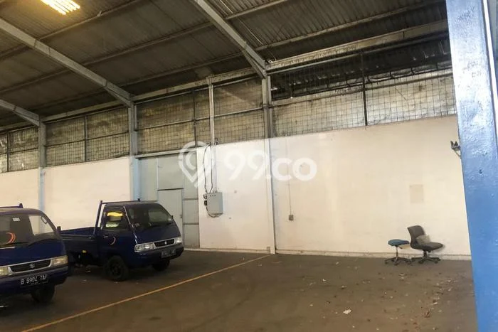 Unit Gudang Paling Strategis di Kelapa Gading Jakarta Utara dengan LB 1200m2 Unit Gudang Paling Strategis di Kelapa Gading Jakarta Utara dengan LB 1200m2