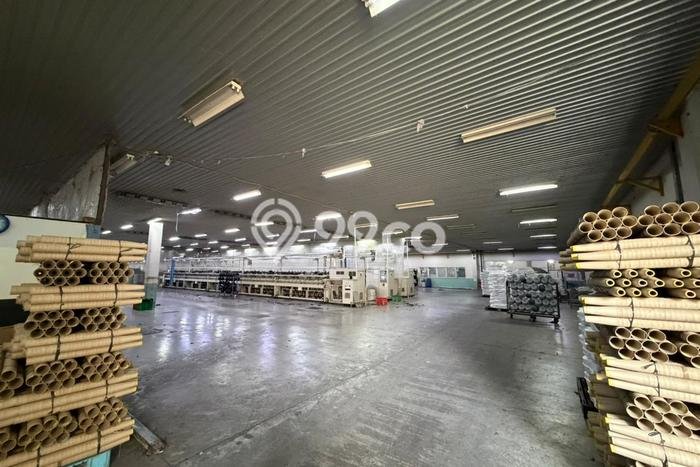 Lokasi Strategis! Dijual Gudang Bisnis di Subang, Subang Kondisi Baik Lokasi Strategis! Dijual Gudang Bisnis di Subang, Subang Kondisi Baik